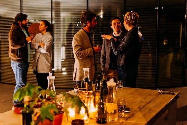 Comment Photographier un Événement d'Entreprise : Guide Complet